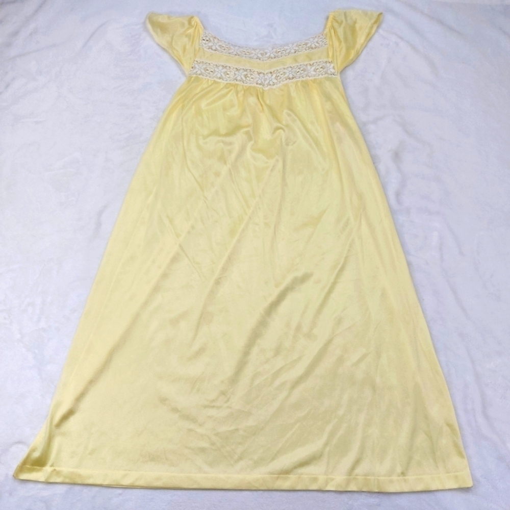 SEARS WOMENS VINTAGE YELLOW LACE TRIM CHEMISE NIGHTGOWN SLIP DRESS 38/40 LARGE